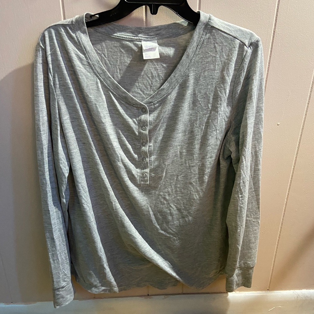 Grey long sleeve pajama shirt. Size XL